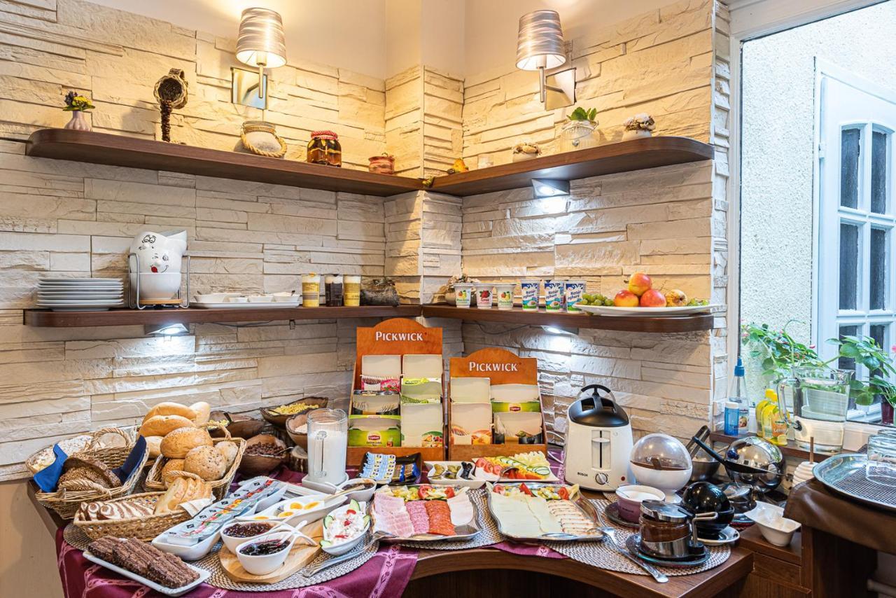 Hotel Romantik إغير المظهر الخارجي الصورة