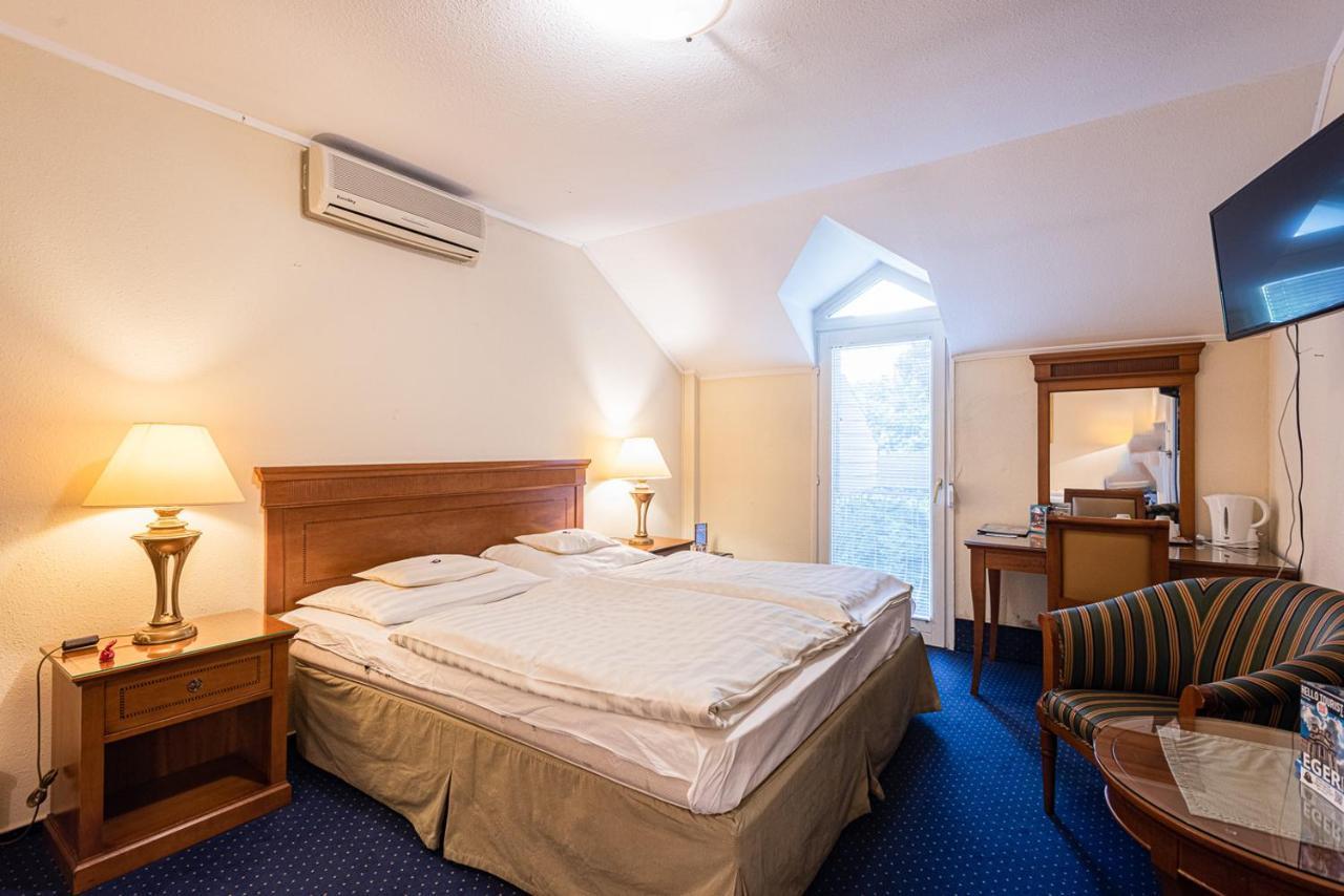 Hotel Romantik إغير المظهر الخارجي الصورة