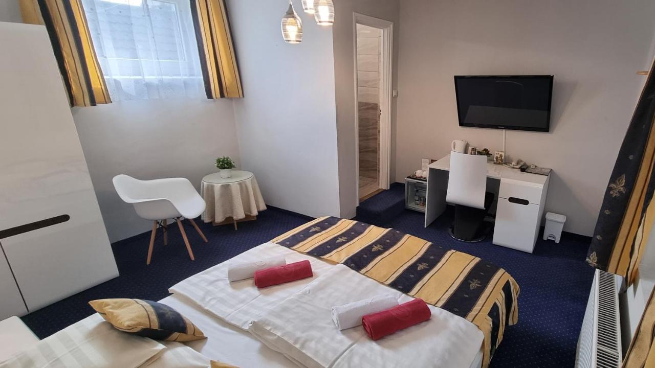 Hotel Romantik إغير المظهر الخارجي الصورة