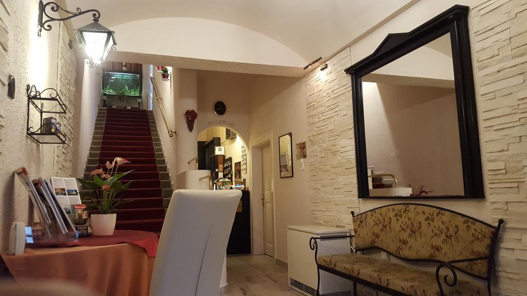 Hotel Romantik إغير المظهر الخارجي الصورة