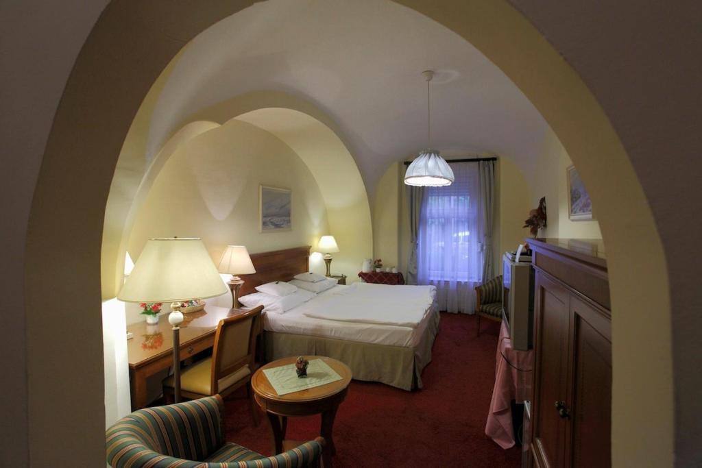 Hotel Romantik إغير الغرفة الصورة