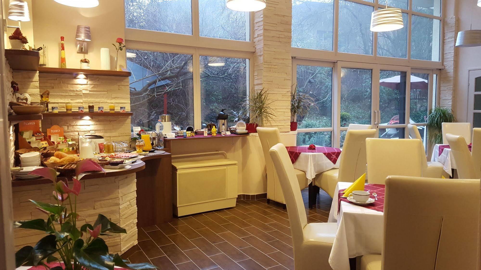 Hotel Romantik إغير المظهر الخارجي الصورة